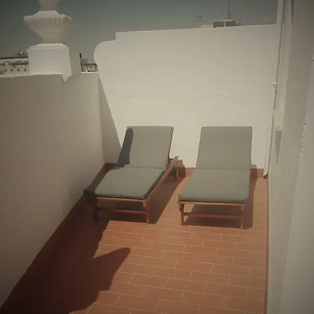 Petit Palace Puerta De Triana Otel 3*