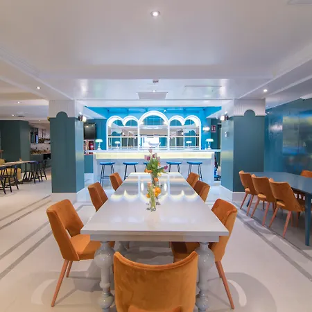 Otel Petit Palace Puerta De Triana