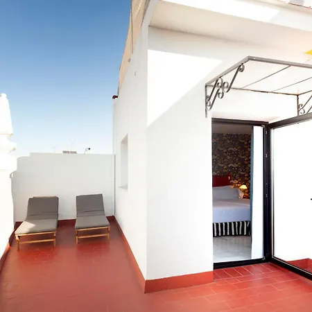 Petit Palace Puerta De Triana Otel