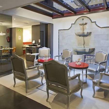 Petit Palace Puerta De Triana Otel Sevilla