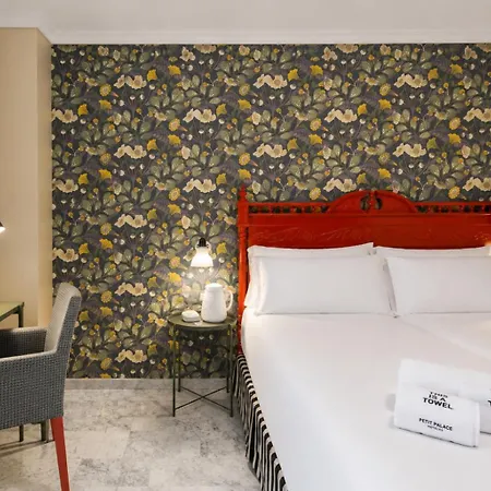 Petit Palace Puerta De Triana Hotel Siviglia
