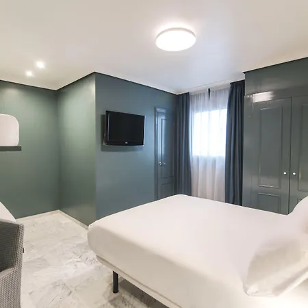 Hotel Petit Palace Puerta De Triana Sewilla