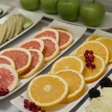 Petit Palace Puerta De Triana Sewilla